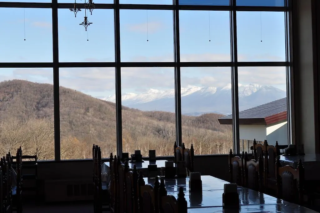 Highland Furano Hotel 3*,